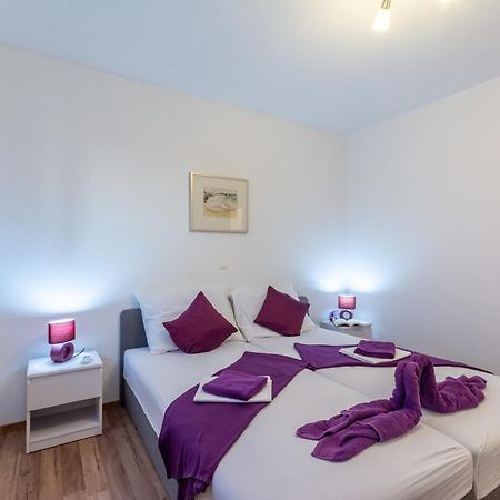 Family Friendly Apartments With A Swimming Pool Stanici, Omis - 18676 Quarto foto